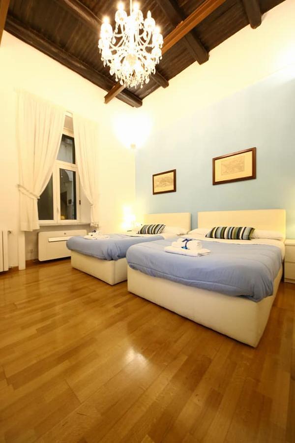 Talismano Luxury Rooms & Apartments Neapel Exterior foto